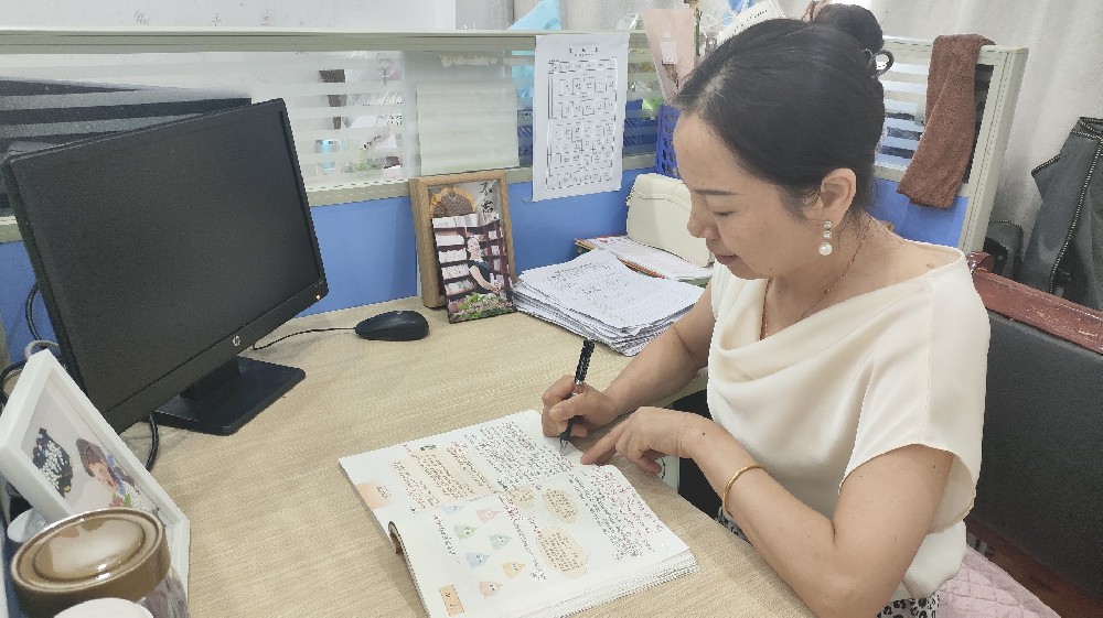 贵溪市优秀班主任陈娟红